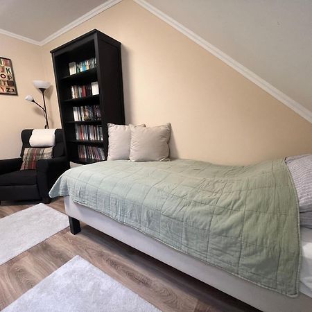 Galeria Apartmanhaz Keszthely Luaran gambar