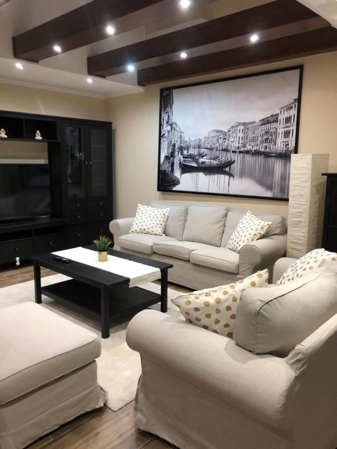 Galeria Apartmanhaz Keszthely Luaran gambar