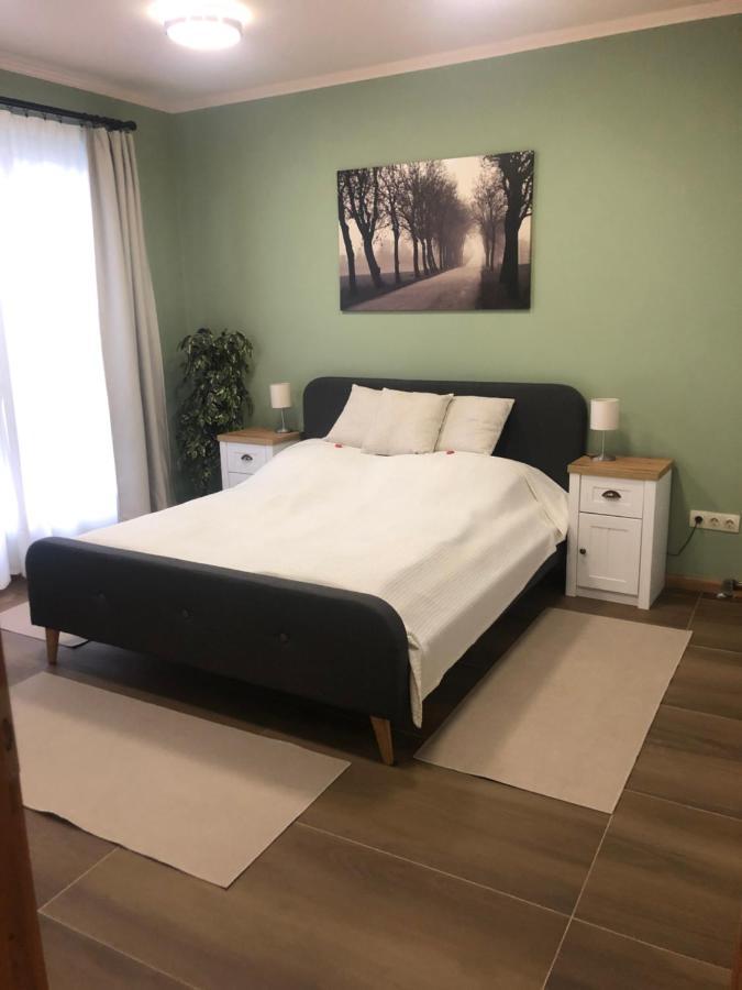Galeria Apartmanhaz Keszthely Luaran gambar
