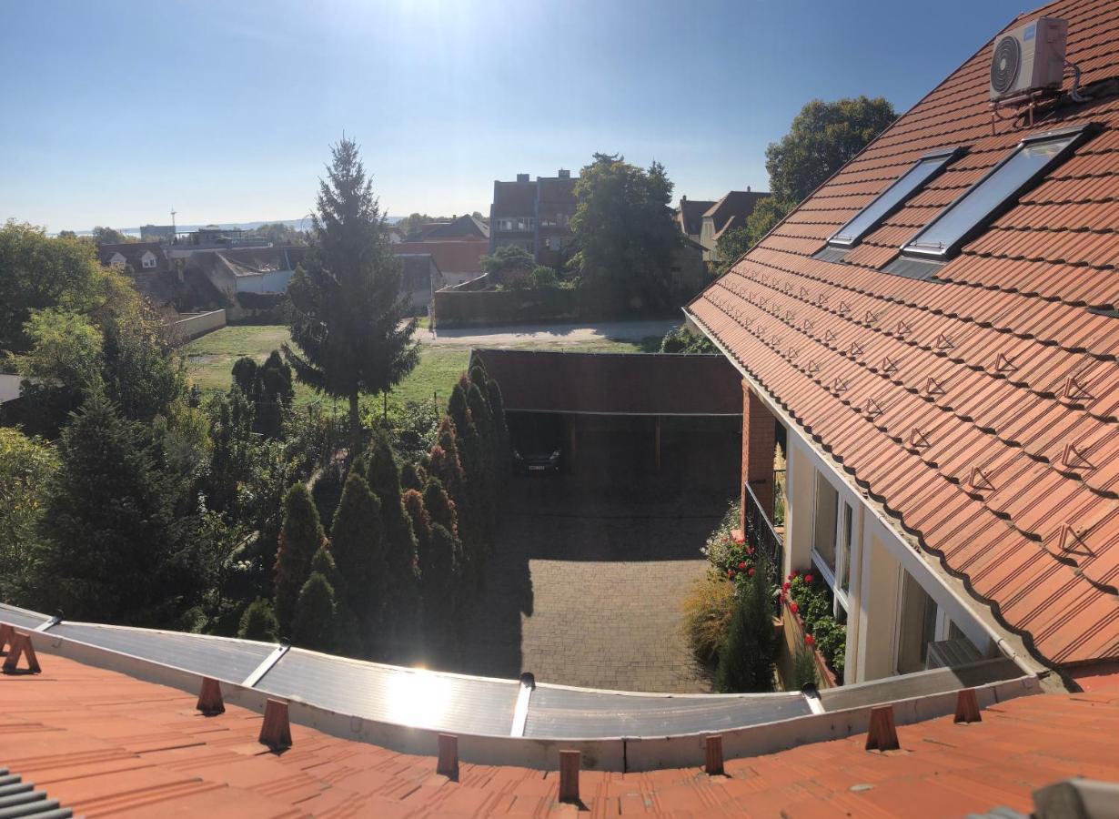 Galeria Apartmanhaz Keszthely Luaran gambar