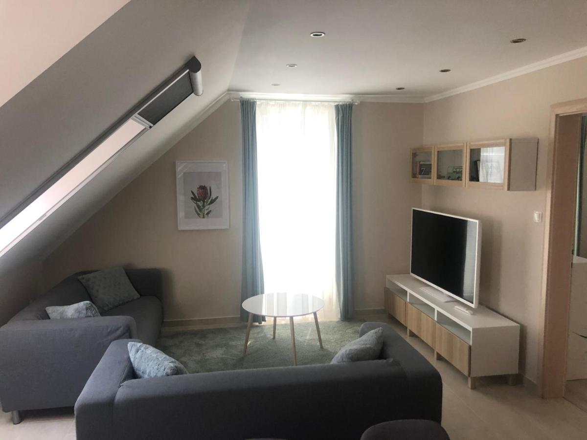 Galeria Apartmanhaz Keszthely Luaran gambar
