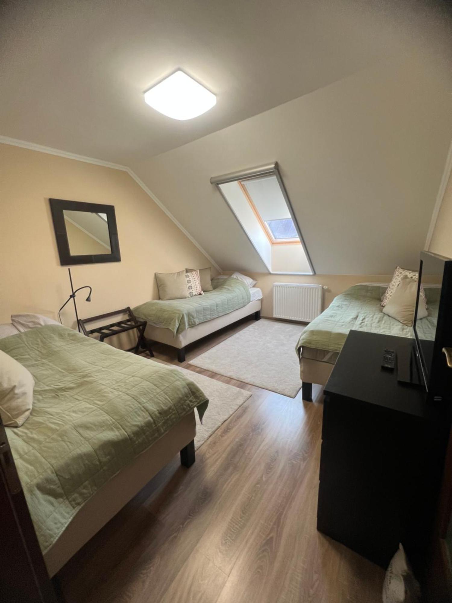 Galeria Apartmanhaz Keszthely Luaran gambar