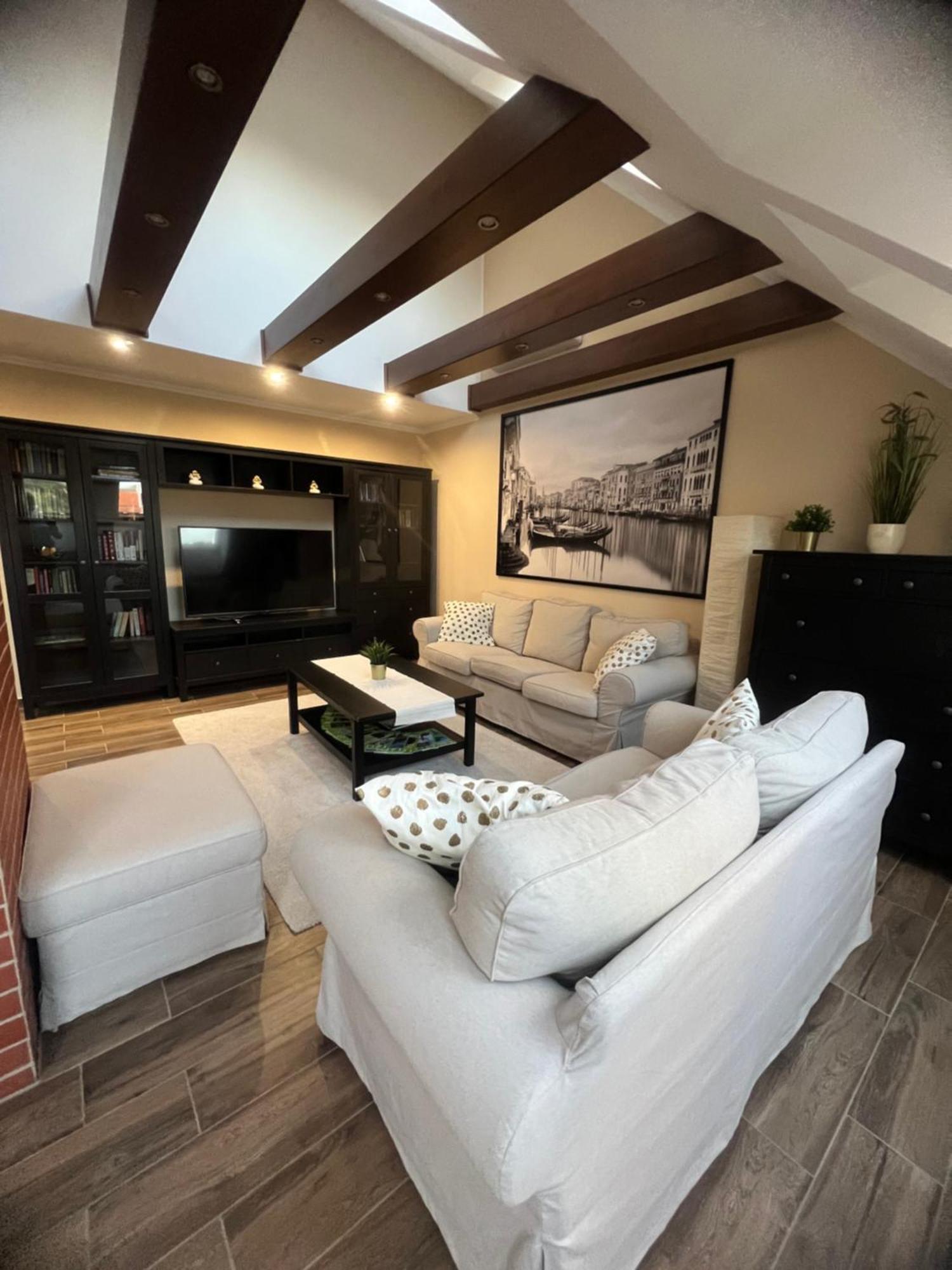 Galeria Apartmanhaz Keszthely Luaran gambar